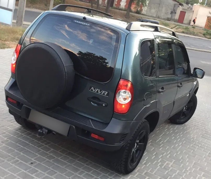 post2012-2_chevrolet_niva_2015