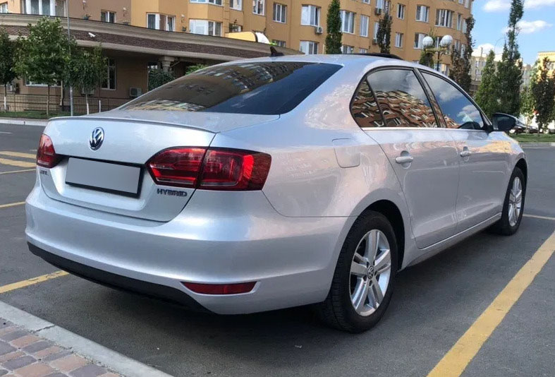 post2069-2_volkswagen_jetta_2013