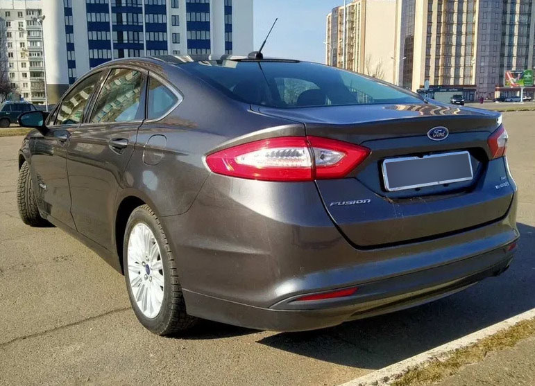 post2130-2_ford_fusion_2016