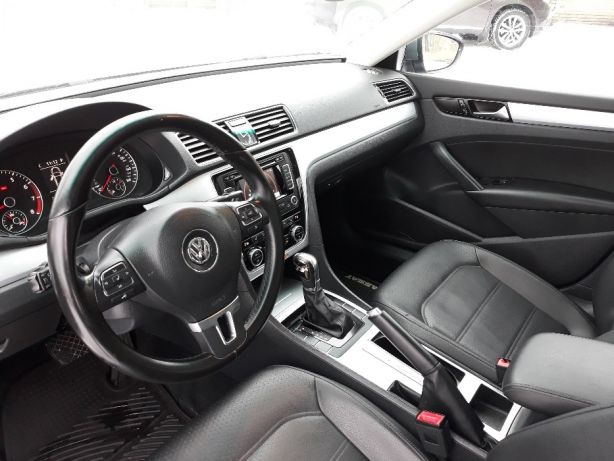 post230-3_volkswagen_passat_2012