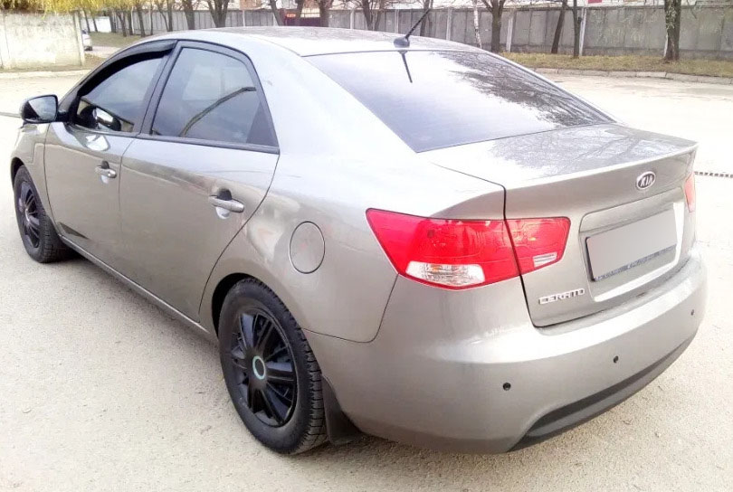 post2370-2_kia_cerato_2012