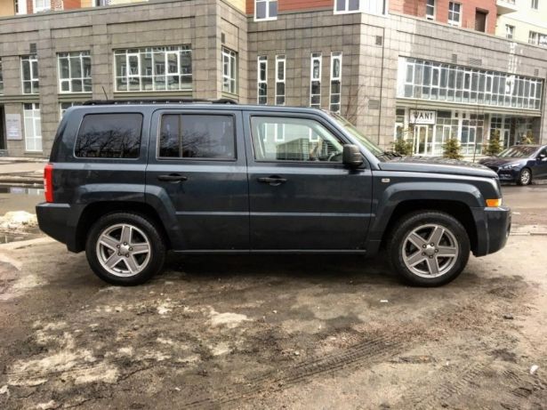 post238-2_jeep_patriot_2008