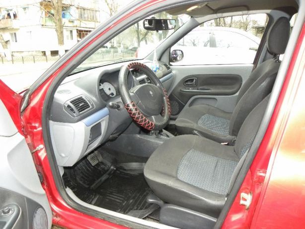 post245-3_renault_clio_2006