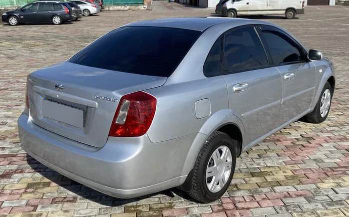 post2549-2_chevrolet_lacetti_2012