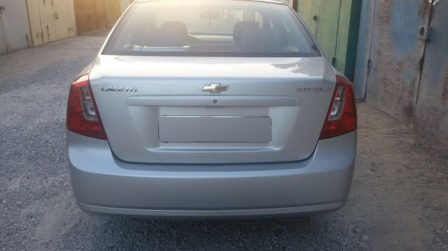 post256-3_chevrolet_lacetti_2010