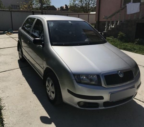 post258_skoda_fabia_2006