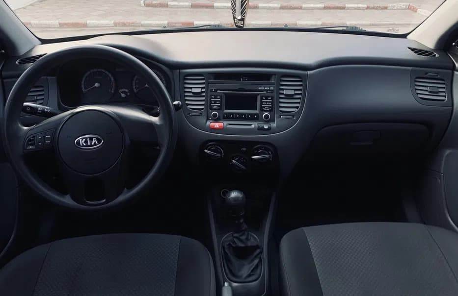 kia rio 2011