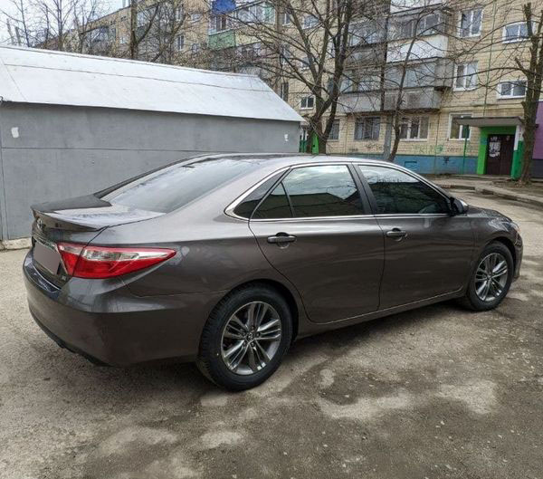 toyota camry 2017