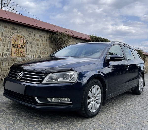 volkswagen passat 2011