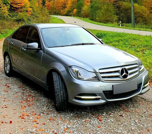 mercedes-benz c220 2011