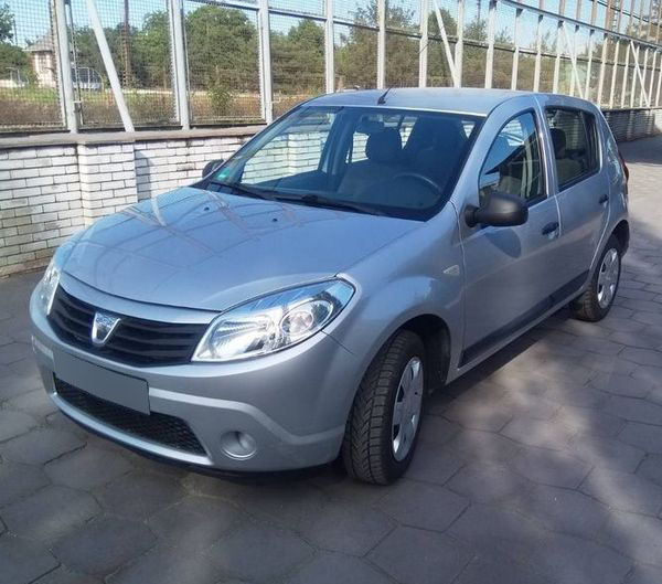 dacia sandero 2012