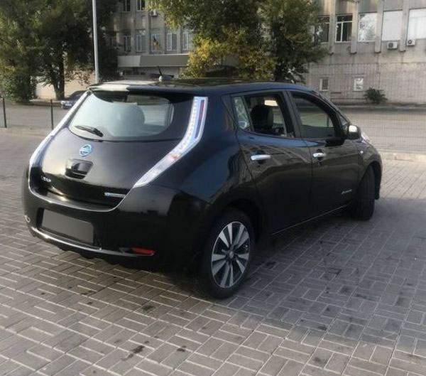 nissan leaf 2016