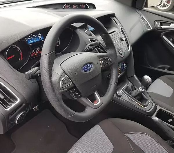 ford focus 2017