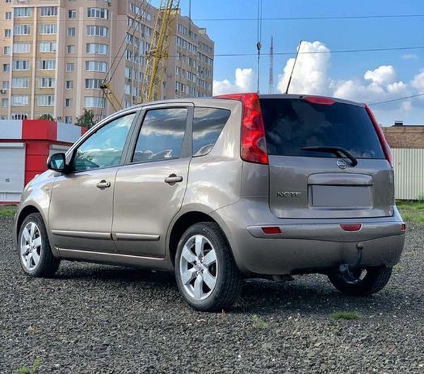 nissan note 2009