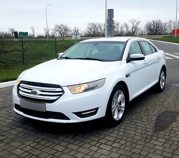 ford taurus 2013