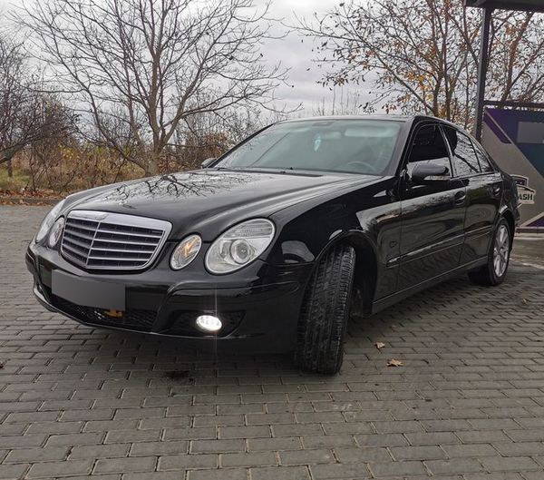 mercedes-benz w211 2009