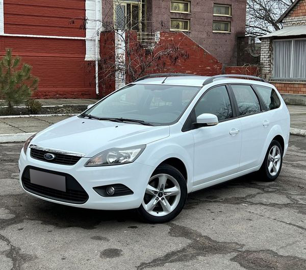 ford focus 2010