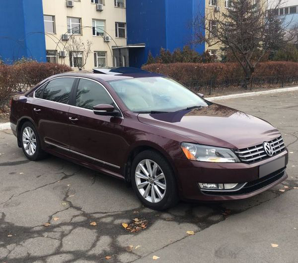 volkswagen passat 2012