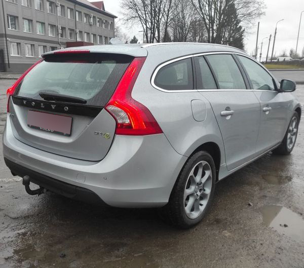 volvo v60 2012