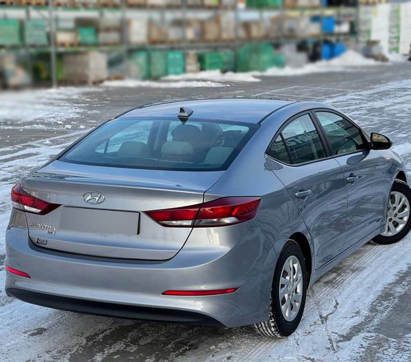 hyundai elantra 2017