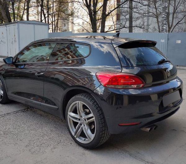 volkswagen scirocco 2010