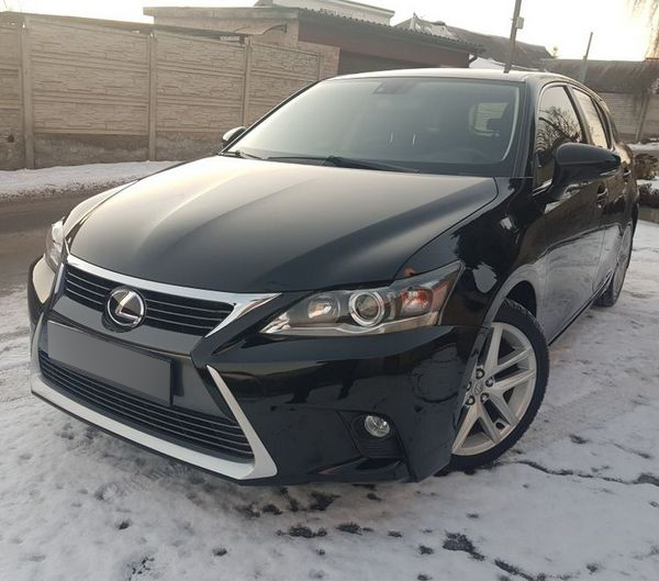 lexus ct200h 2014