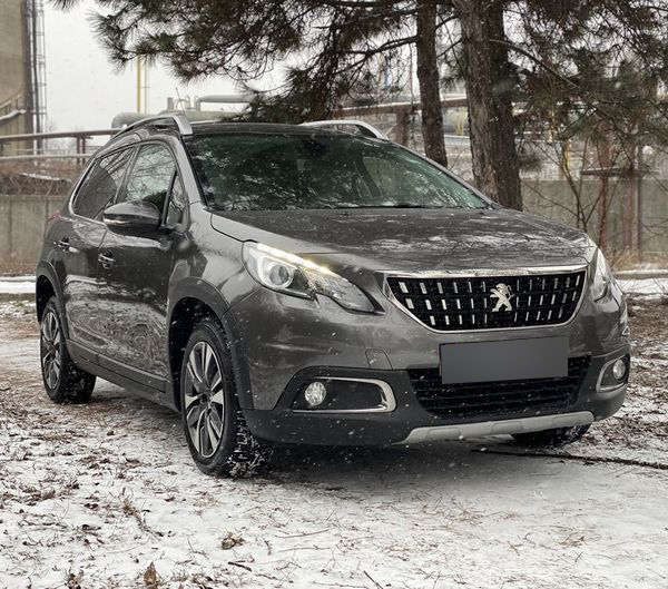 peugeot 2008 2017