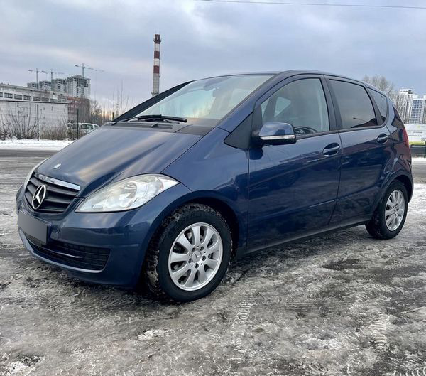 mercedes-benz a180 2010