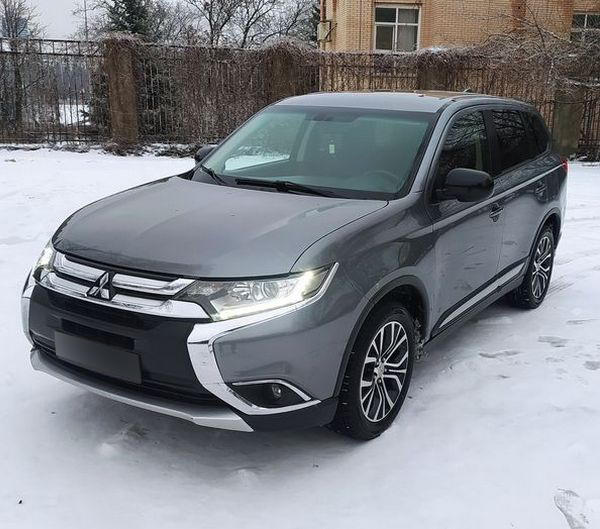 mitsubishi outlander 2017