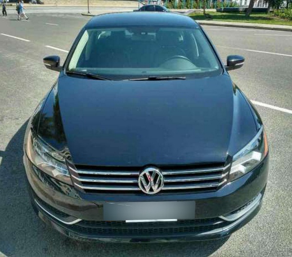 post313_Volkswagen_Passat_2012