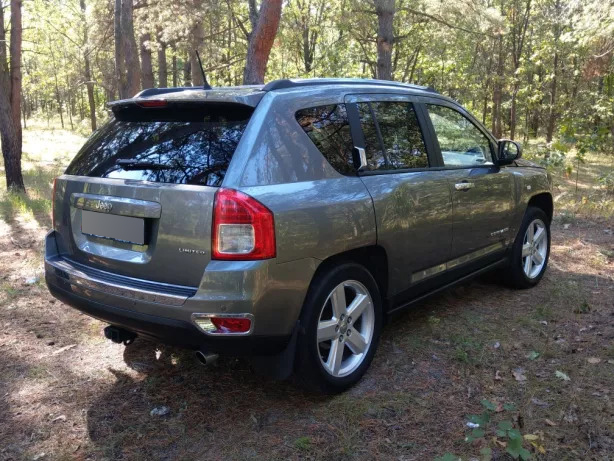 post417-2_jeep_compass_2011