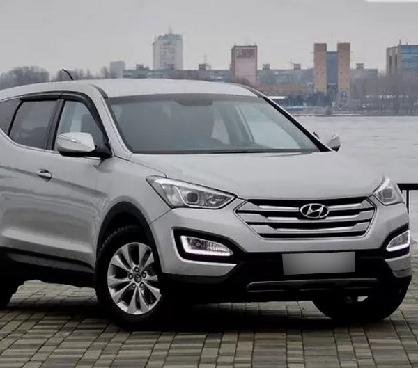 post434_hyundai_santa-fe_2014